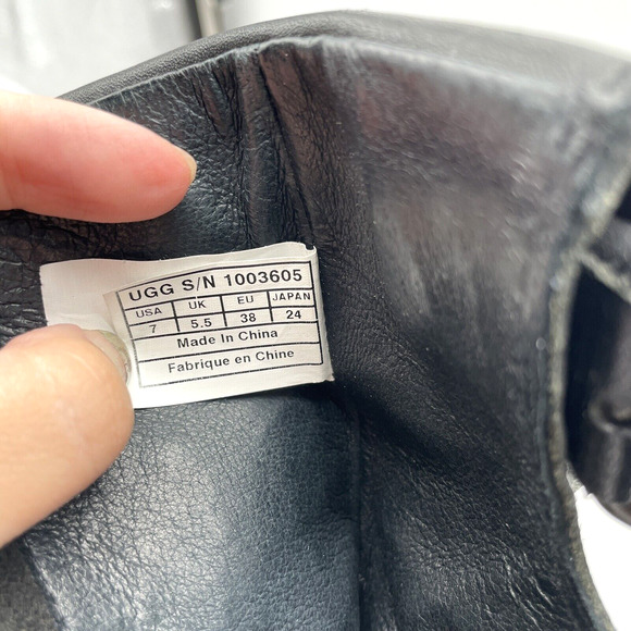 UGG Australia Conor 1003605 Studded Black Leather & Shearling Mid Calf Boots US7 - Picture 14 of 16